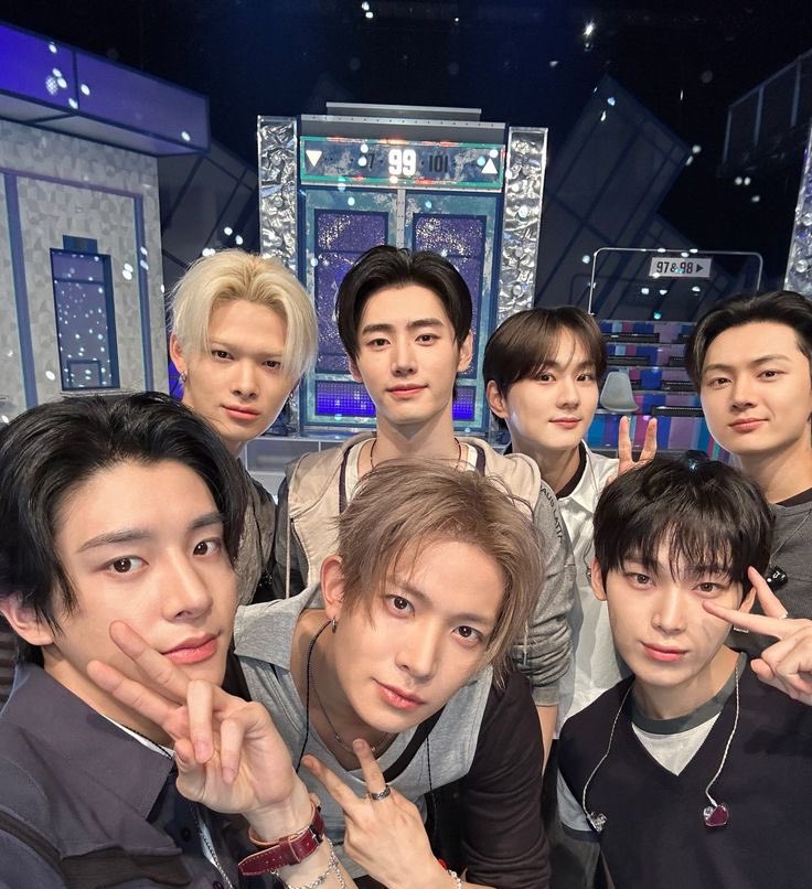 starrynoel's tweet photo. ᡣ𐭩 •｡ꪆৎ ˚⋅  ᵐʸ ˢᵃᶠᵉ ˢᵖᵃᶜᵉ ᡣ𐭩 •｡ꪆৎ ˚⋅ https://t.co/TuM3UXZIIW