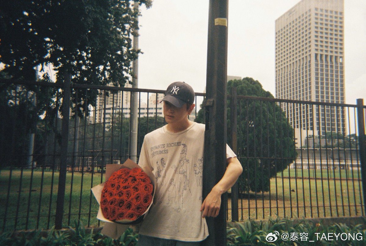 taeyong pics tweet media