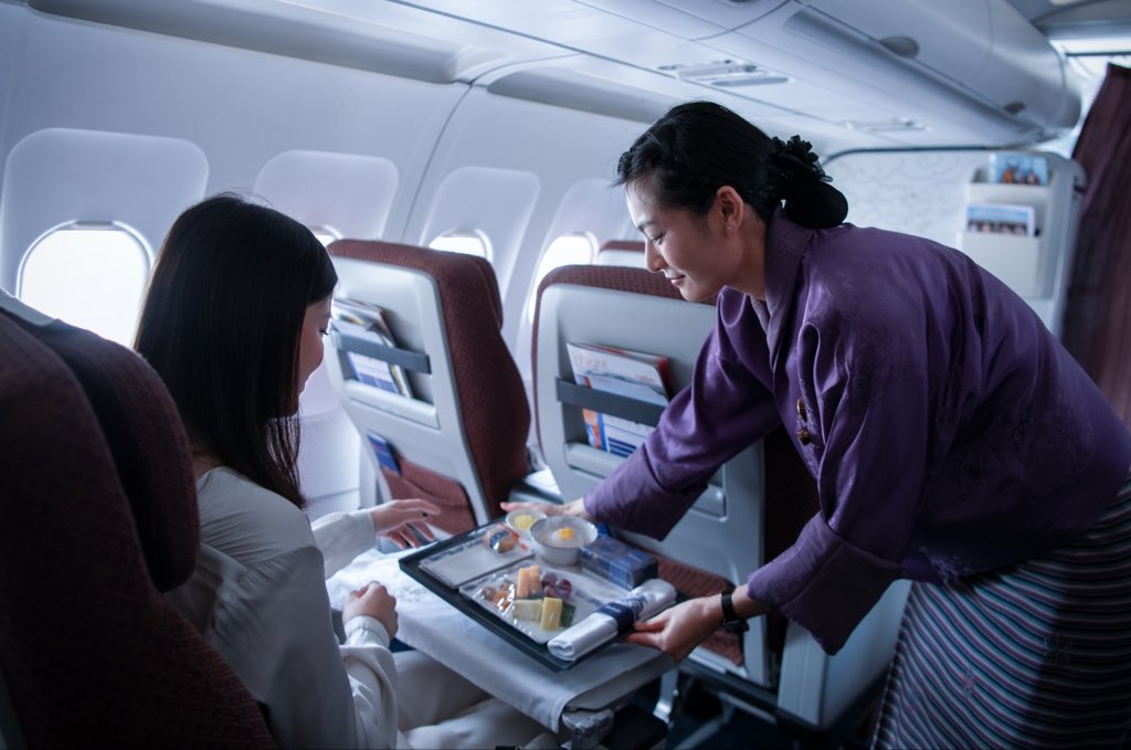 Drukair's tweet photo. 𝐑𝐞𝐟𝐢𝐧𝐞𝐝 𝐟𝐥𝐚𝐯𝐨𝐫𝐬, 𝐞𝐥𝐞𝐯𝐚𝐭𝐞𝐝 𝐞𝐱𝐩𝐞𝐫𝐢𝐞𝐧𝐜𝐞 𝐚𝐭 𝟑𝟎,𝟎𝟎𝟎 𝐟𝐞𝐞𝐭 💛✈️

Fly with us - your journey awaits
.
.
.
#drukair #exploreconnectfly #onthewingsofthedragon #bhutantourism #bhutanbelieve https://t.co/53LQ3JwCgn