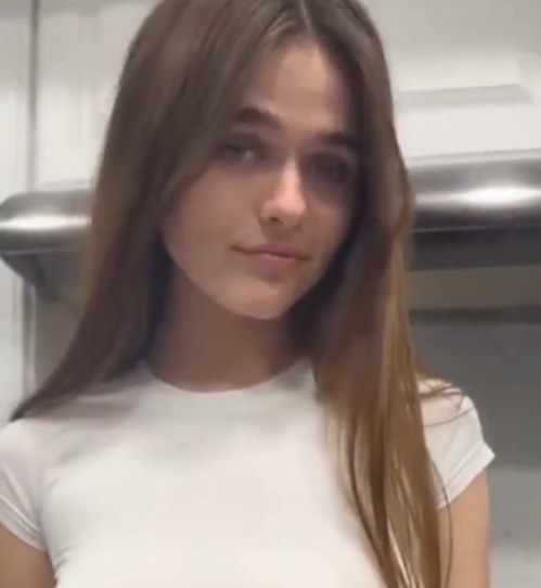 cdn.videy.co/kxT6Fhfl1.mp4
video.twimg.ca/amplify_video/…