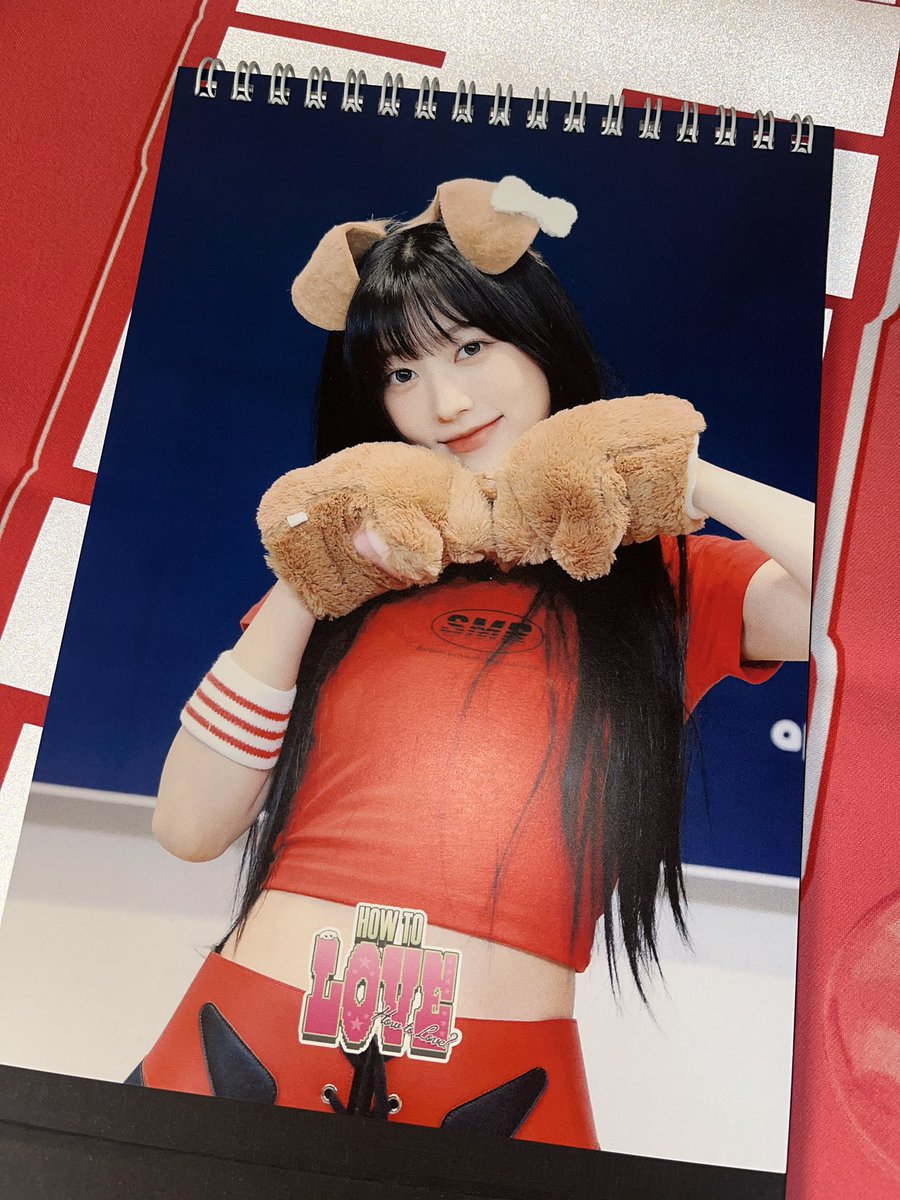 OrbitFromToday's tweet photo. 달력에 있는 사진 하나하나 다 너무 예뻐서🥹
덕분에 행복한 2026년 보낼수있을것 같아요!!
감사합니다💕💕 https://t.co/A2fTN9Ls8Y