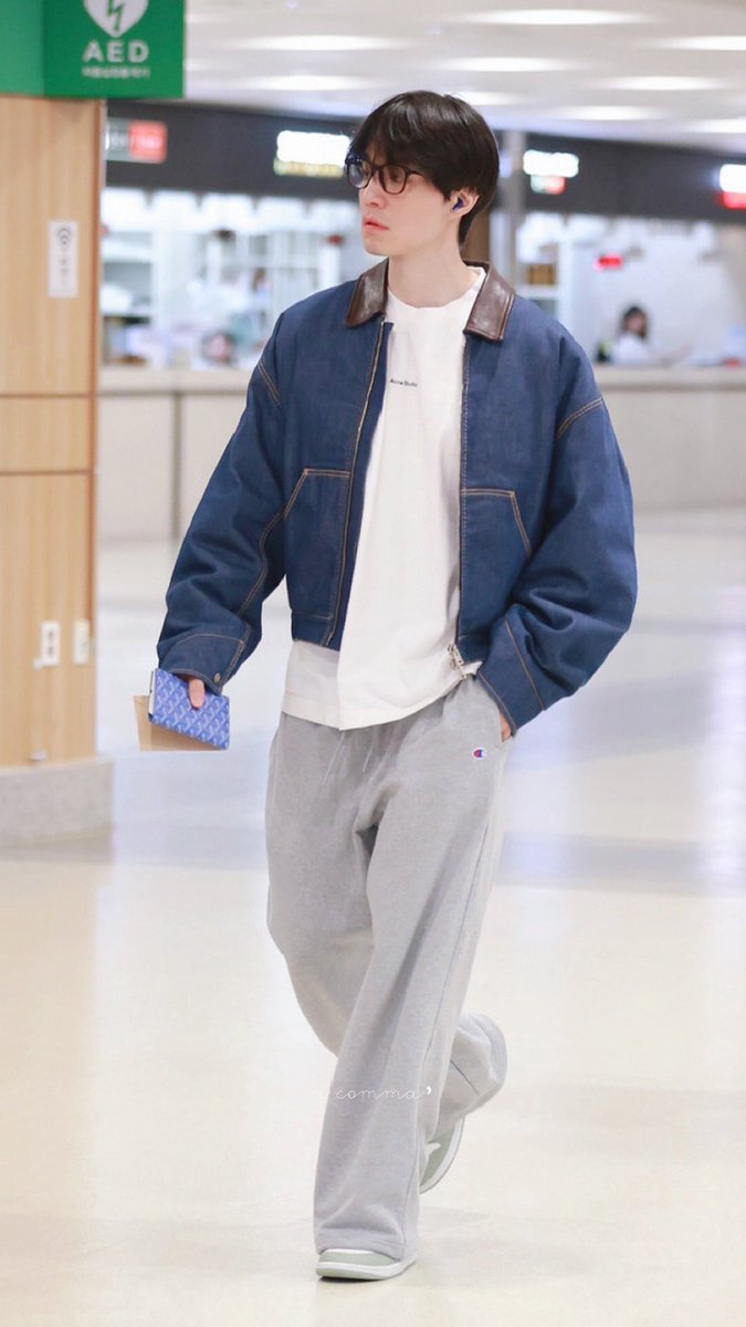 Lee Dongwook tweet media