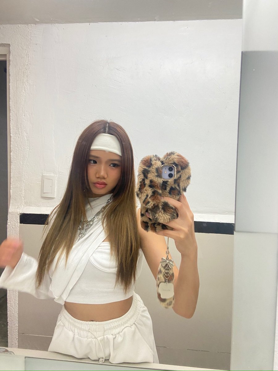 priscilla 🐰 tweet media