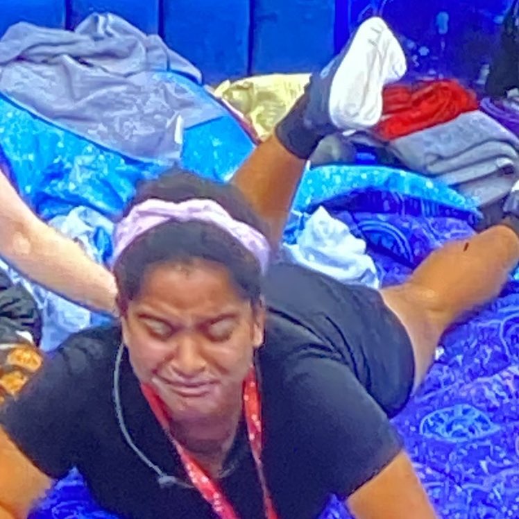 itsjescao's tweet photo. queria uma amiga hetero de 44 anos pra dormir na cama comigo toda noite tbm https://t.co/KiCEGGPU4U