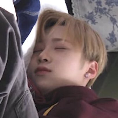 쒱 tweet media