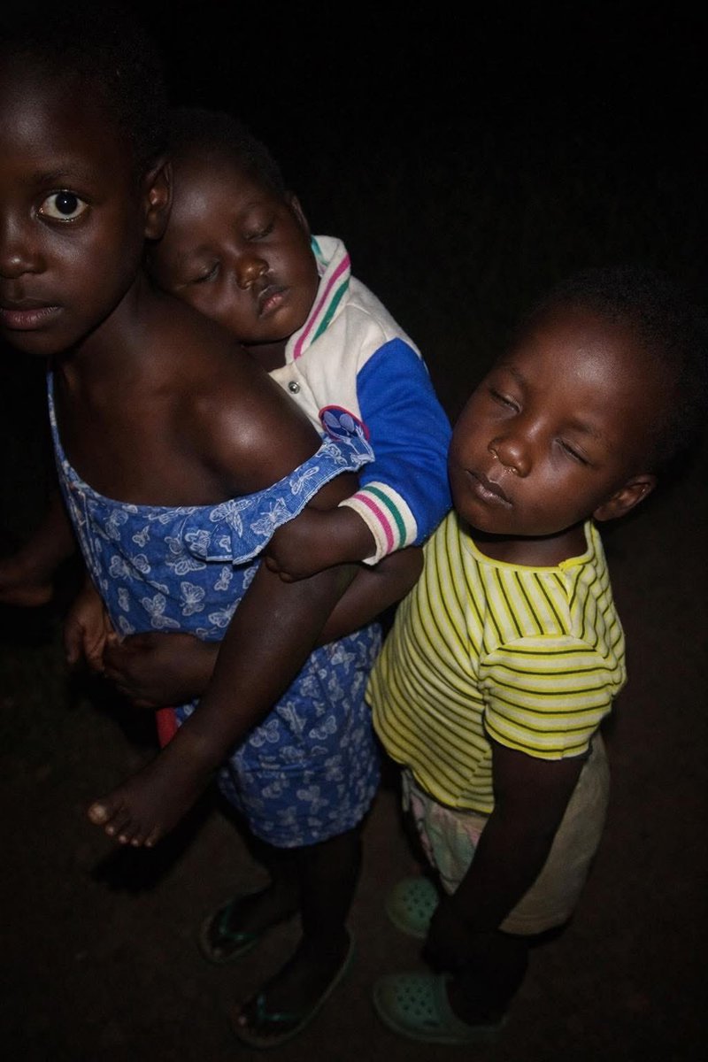 A woman has found three young children walking alone and stranded in Ga-Sekgopo. When asked about their whereabouts, the children said that their mother has been arrested.

Anyone who knows the children or their family is urged to contact 060 672 6149.

Repost For Awareness