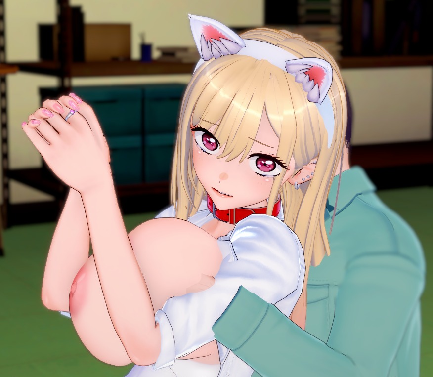 Pobrecita esta zorra de marin, se viste como una prostituta japonesa con esos disfraces de zorrita y se lamenta porque le manosean sus tetas gordas🤭🤭