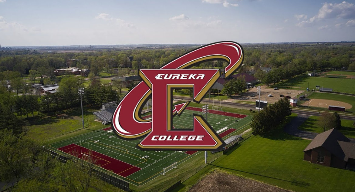 TheRedZoneCoach's tweet image. #TheRedDevils 
D-lll NCAA 
📍 Eureka Illinois 

~ New HC @DionJordan96 former NFL 7 Yr vet NO. 3 Pick 

~ New staff ✅
~ building the top recruiting class in school history ✅
~ Elite facility
~ Two Players invited to the NFL Showcase 
#NewEra🔋 #TheRedDevils 
🏫 @EurekaRedDevils