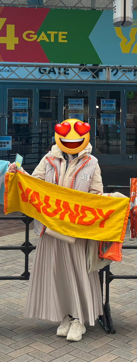 SILENCEのダウンベスト🧡可愛くてあったかくて大きくてダウンの上から