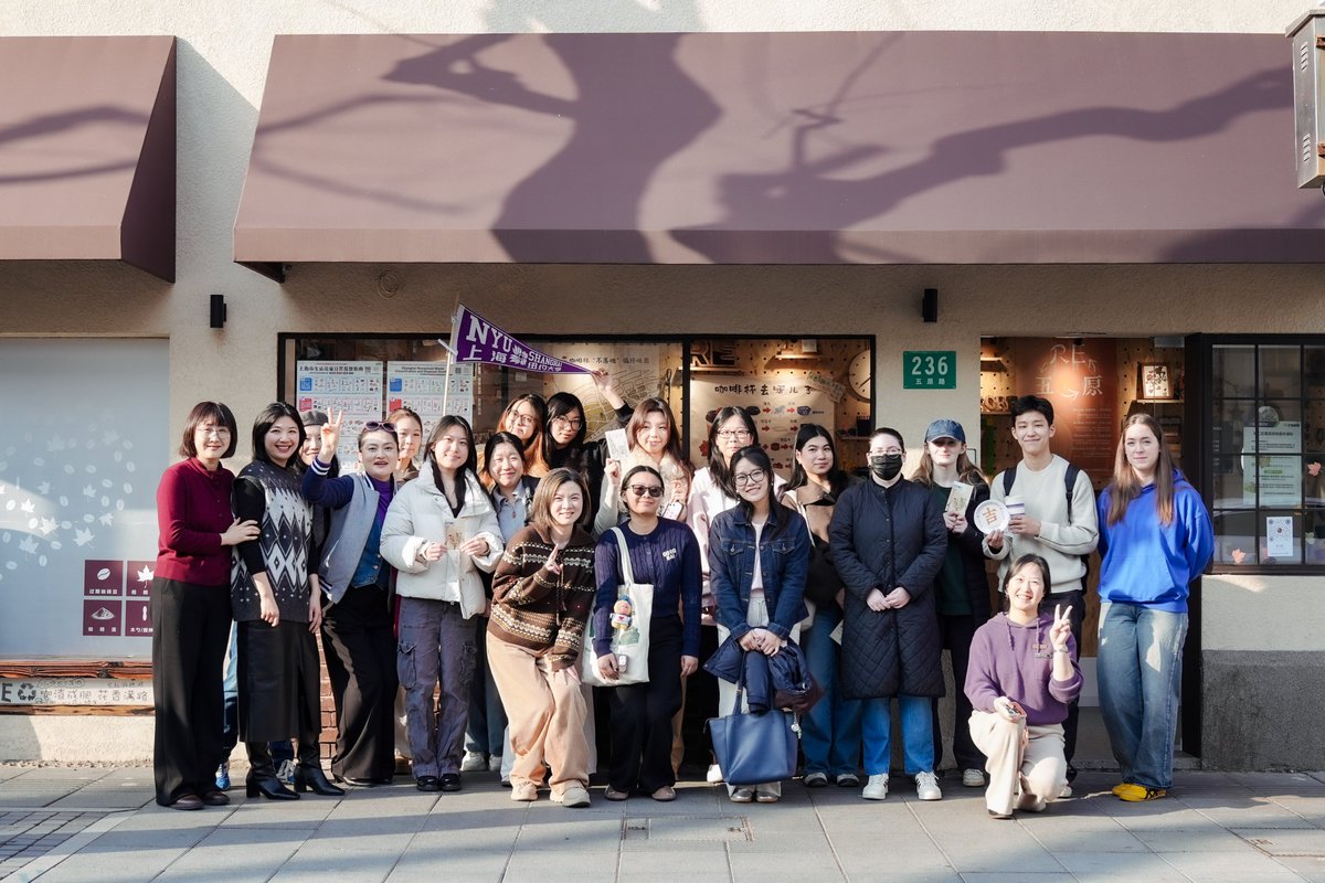 nyushanghai's tweet image. At NYU Shanghai, language learning happens through exploring the city and connecting with Shanghai history.
Professor Beilei Gu led students from her Shanghai Architecture for Chinese Language Learners course through neighborhoods connected to the former residences and visits of…