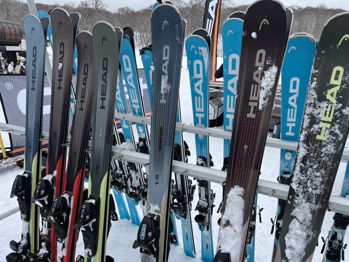 本日はいつもお世話になっているHEADさんの試乗会でたんばらスキーパークにお邪魔しています⛷️
#HEADski #たんばらスキーパーク #swallowski ＃試乗会