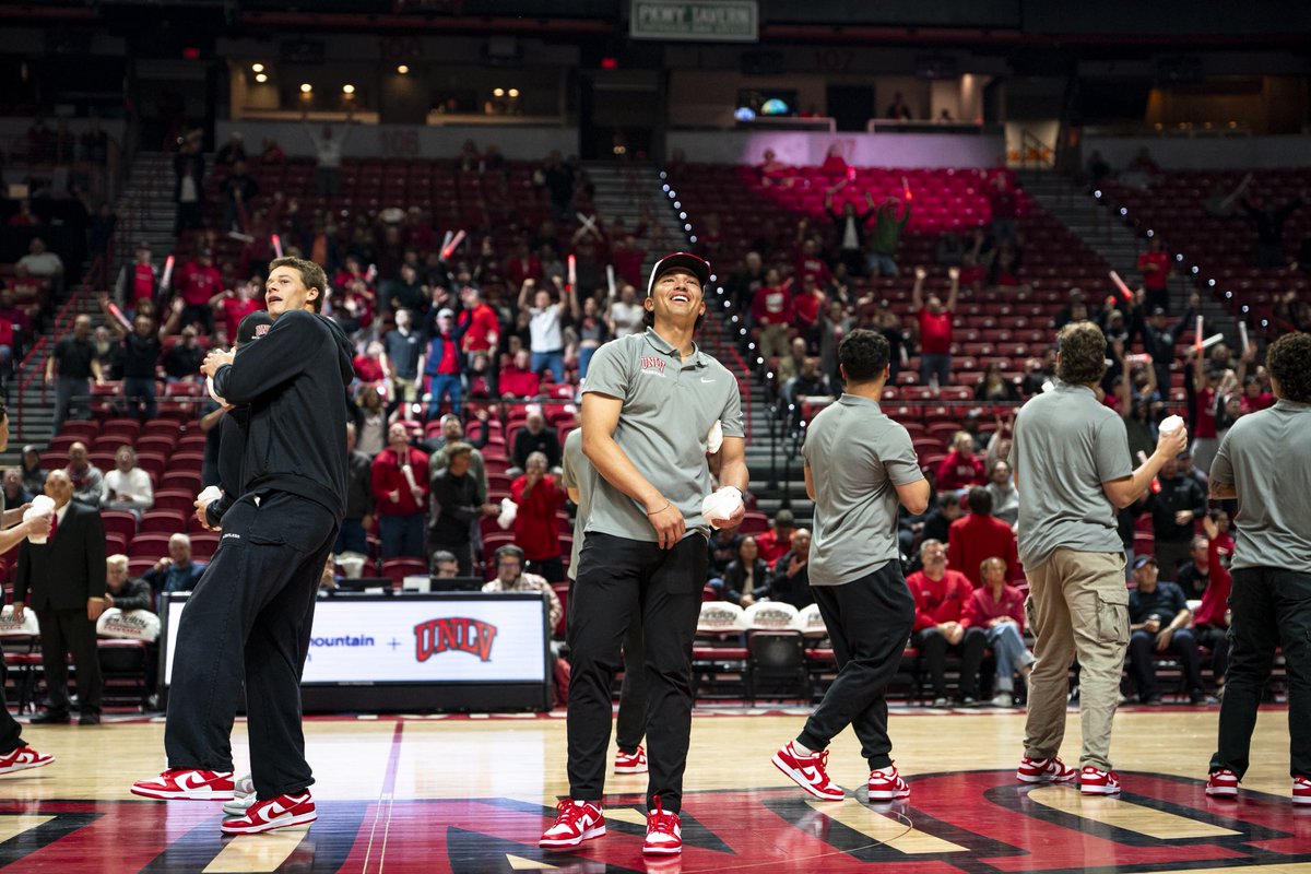 UNLV Baseball tweet media