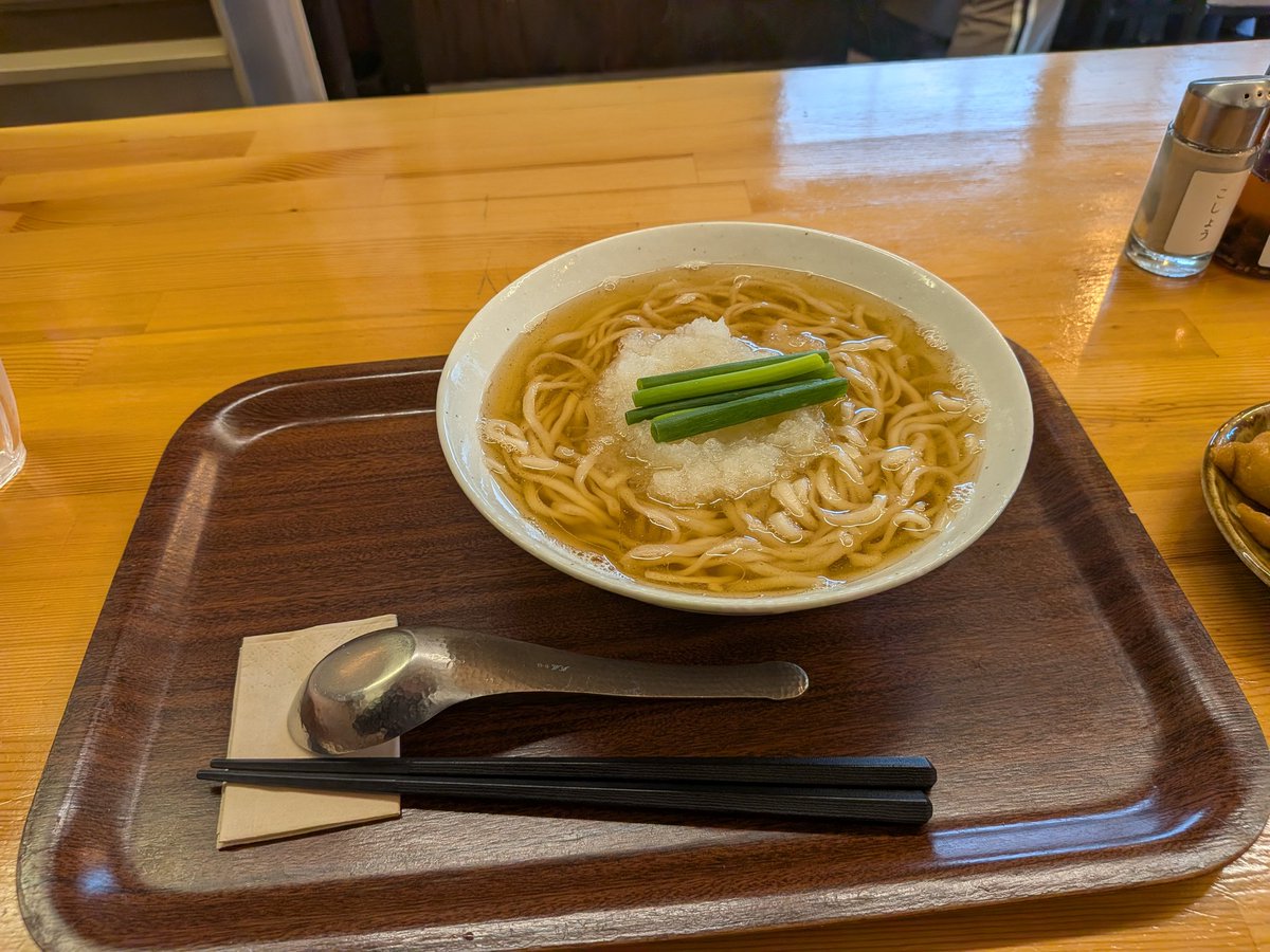 KanoTsumu's tweet photo. 選挙も終わったし日本は落ち着きますかね
ってことで　みぞれ中華をいただきます https://t.co/GrIeJhsPgr
