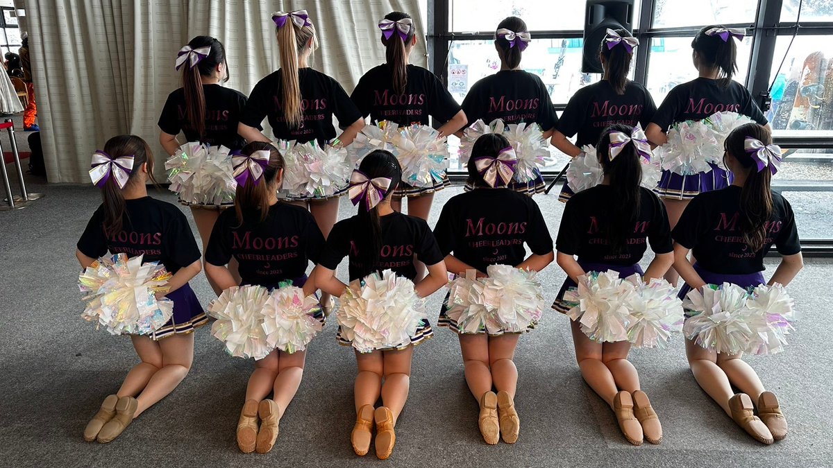 Moons_cheer's tweet photo. 🌙【3/28 体験練習開催】🌙
春から大学生になる高3生、大学1年生のみなさんへ✨
Moonsで一緒に踊りませんか？
経験者も大歓迎です！
少しでも気になったらDMください☺️ https://t.co/RuRR4tzo7w