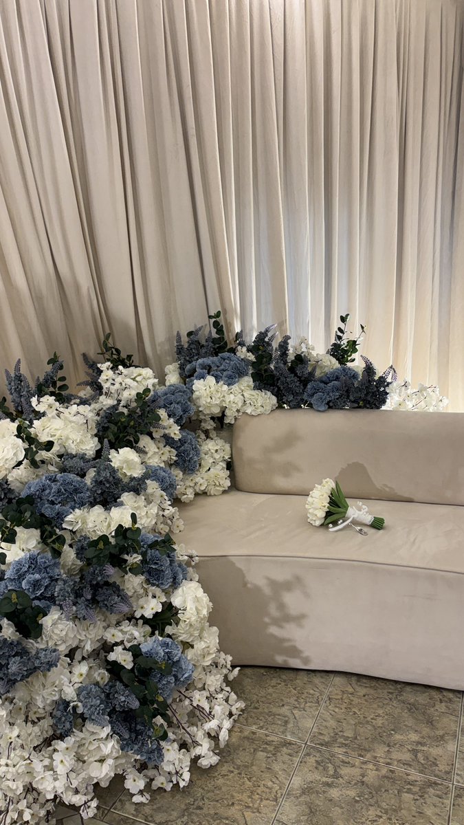 prix65's tweet photo. الحمدلله ❤️💍 https://t.co/94JFIhWveC