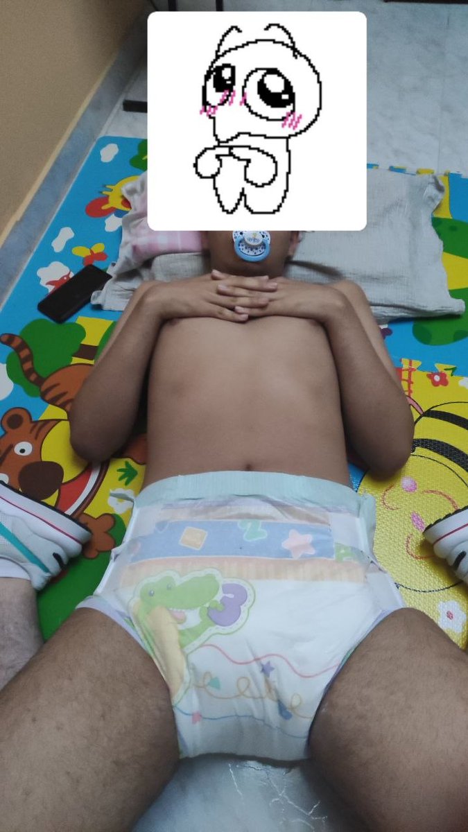 Mostrando a bebes tweet media