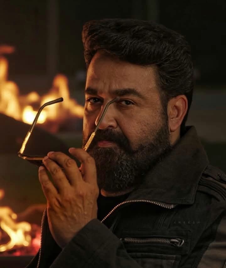 iamrazi18's tweet image. Two of the biggest comebacks by two of the biggest superstars of their industries. 👑

2023 – #Pathaan &amp;amp; #Jawan 🔥
2025 – #Empuraan &amp;amp; #Thudarum 💥

Box office shook. Records shattered. Aura restored. 💯