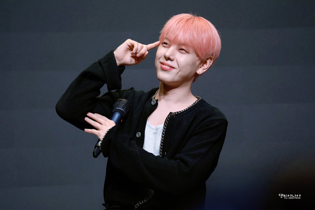251030
댄찌시❤️생축
#장대현 #JANGDAEHYEON 
#HAPPYDAEHYEONDAY 
#오늘의_주인공_댄