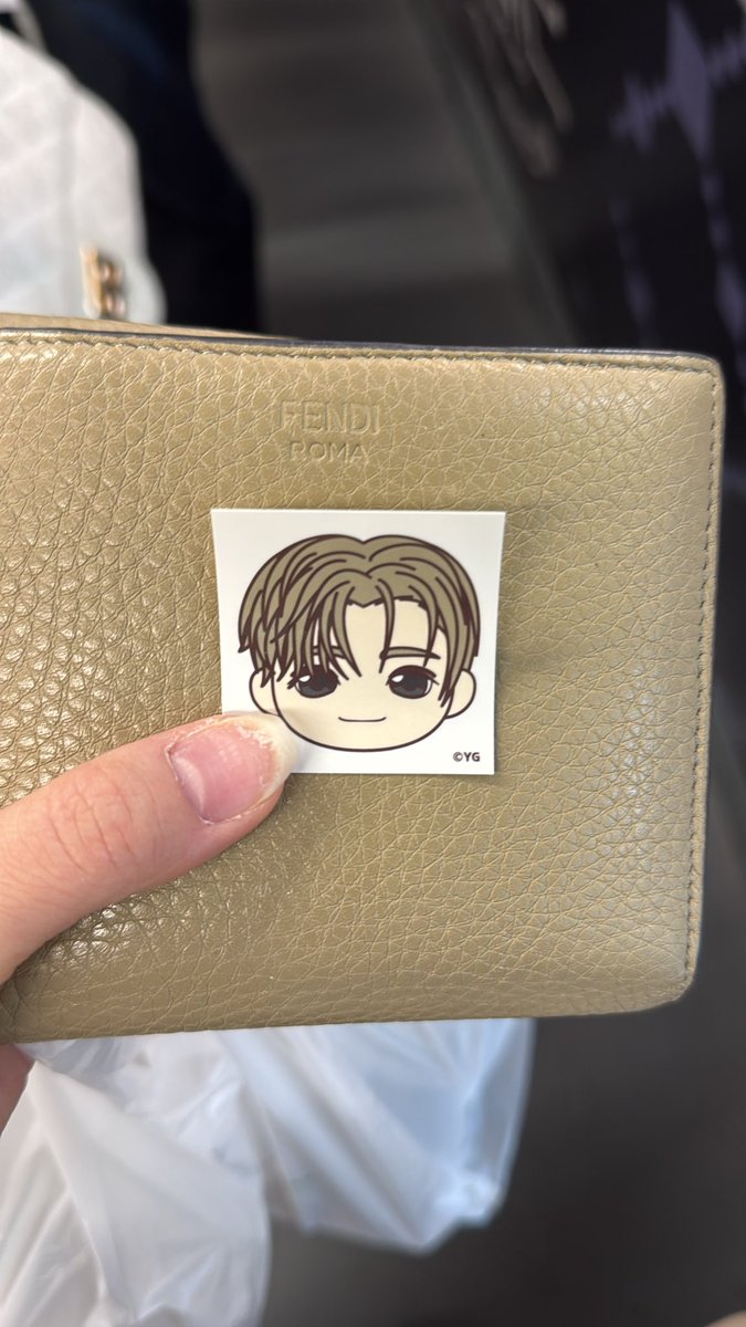 사🐶🖤 tweet media