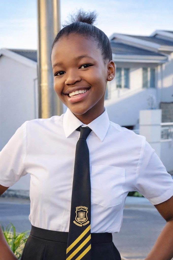 Man’s NOT Barry Roux tweet media