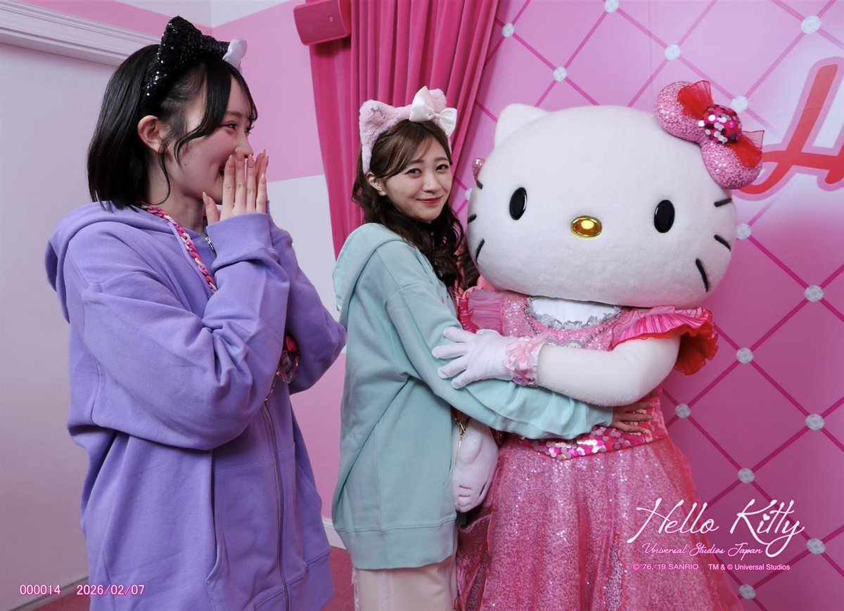 🎀ハローキティさんとハグ…💭②🎀

幸せでした🌸

💛古澤里紗❤️佐野愛花
💚板倉可奈💙増田彩乃 

#ユニ春
#CUTIESTREET #きゅーすと

© 2026 SANRIO CO., LTD. APPROVAL NO. EJ6010902