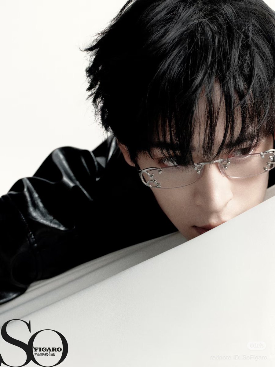 lianhualouve's tweet photo. #mijin for SoFigaro 😍 https://t.co/wXInr3P6YN
