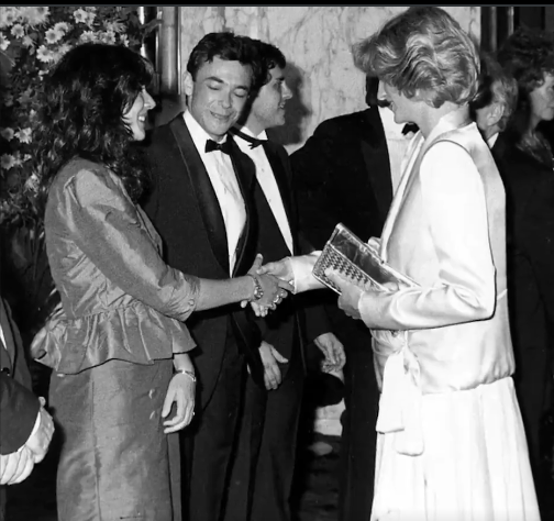 <a href="/fasc1nate/">Fascinating</a> A picture with Princess Diana meeting with Ghislaine Maxwell.
Perhaps the real reason they killed her is because she saw and knew too much and was about to break silence.