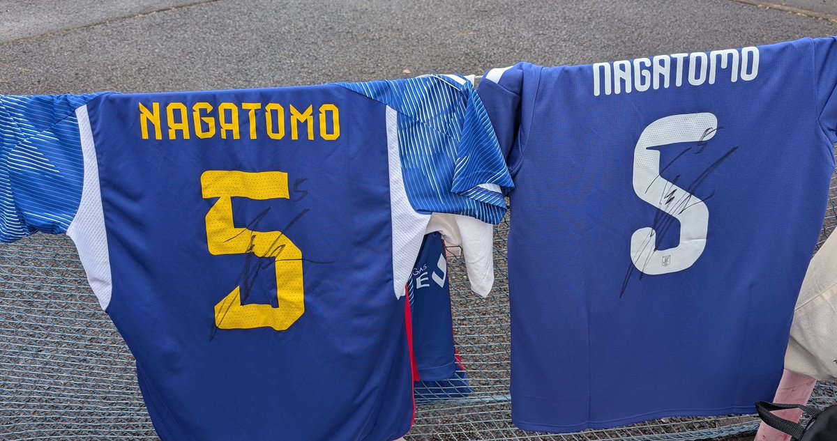 2022➩2026 偶然隣の方が今の日本代表の長友佑都のユニフォームに