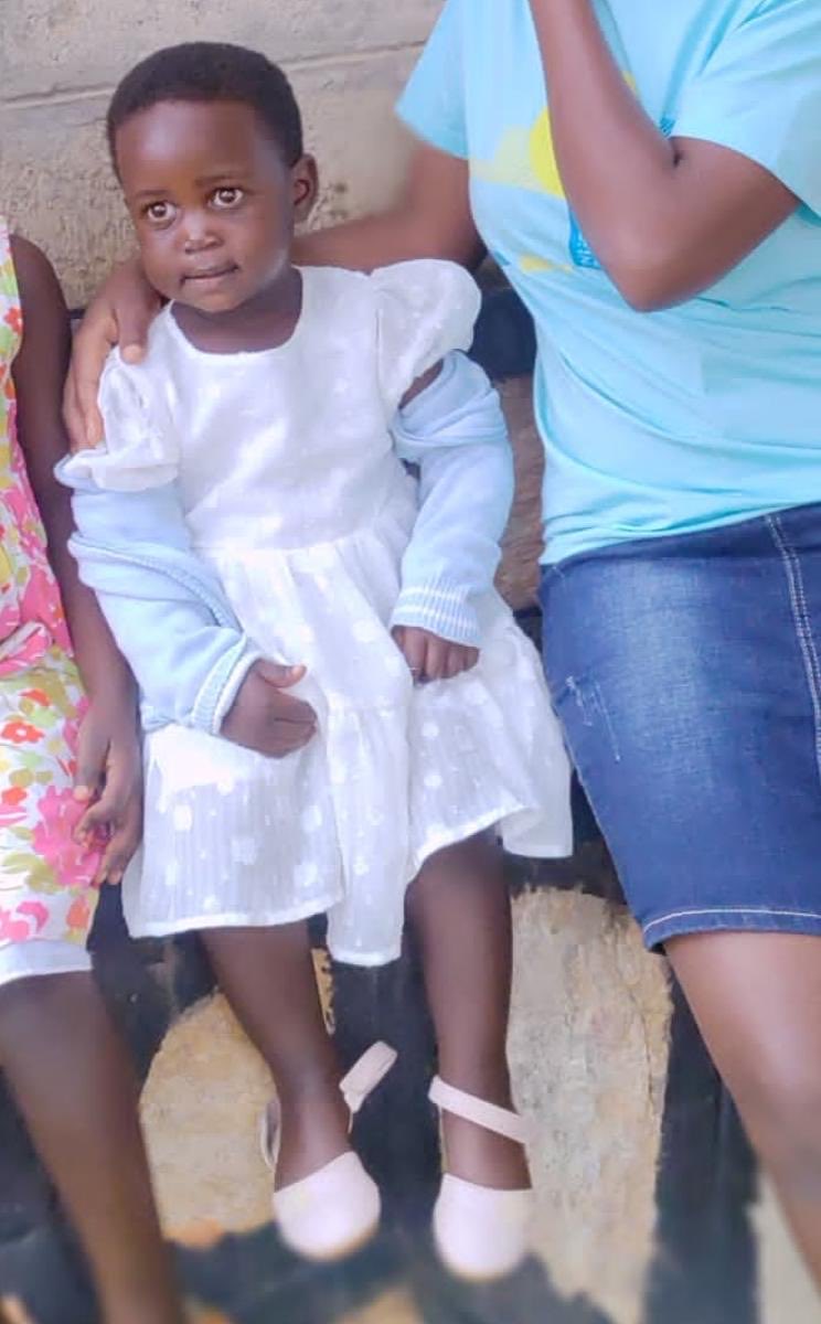 c_cherished's tweet photo. Any one who has any information regarding this baby please inform police,they went missing 2 of them https://t.co/QHxOyXHqCs