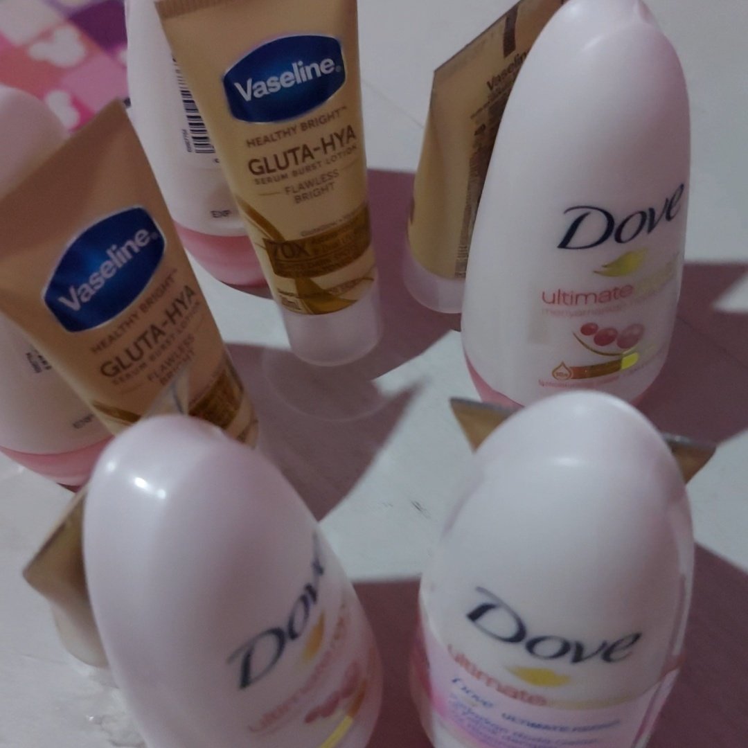 deo dove emang oke banget sih, wanginya enak trus aman buat keti yg sensitif

kebetulan aku pake yg ini dan ga espek dpt bonus serum vaseline 1pcs/1produk😍

s.shopee.co.id/AUoSh2q4it