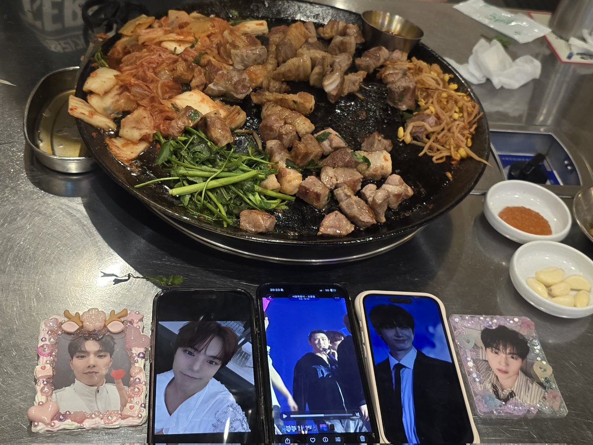 아 콘서트 넘 즐거웠는데🥹
얼른 또 함께 하고 싶다