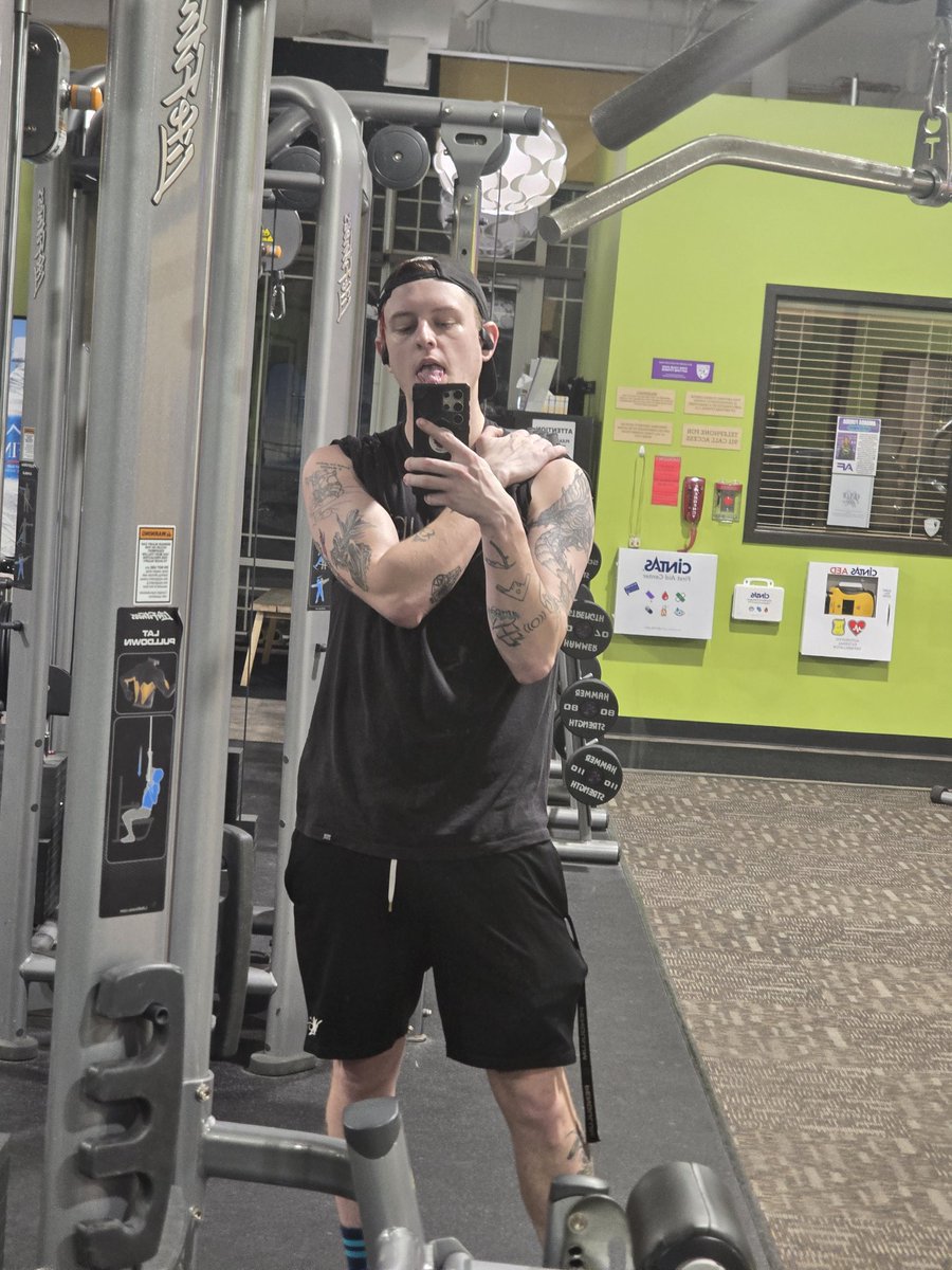 Dyllahan (@dagrimreaper17) on Twitter photo 