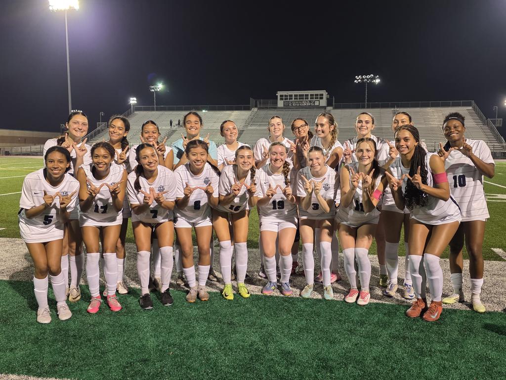 HHSHawkSoccer's tweet photo. Despite the misty weather, our Lady Hawks take down the Connally Cougars 8-0, bringing their district record to 5-0! Great job ladies!
#teambeforeme https://t.co/WSVBUwo96j