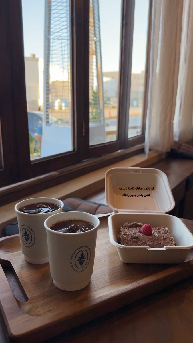 الملكة👑💙💛 tweet media