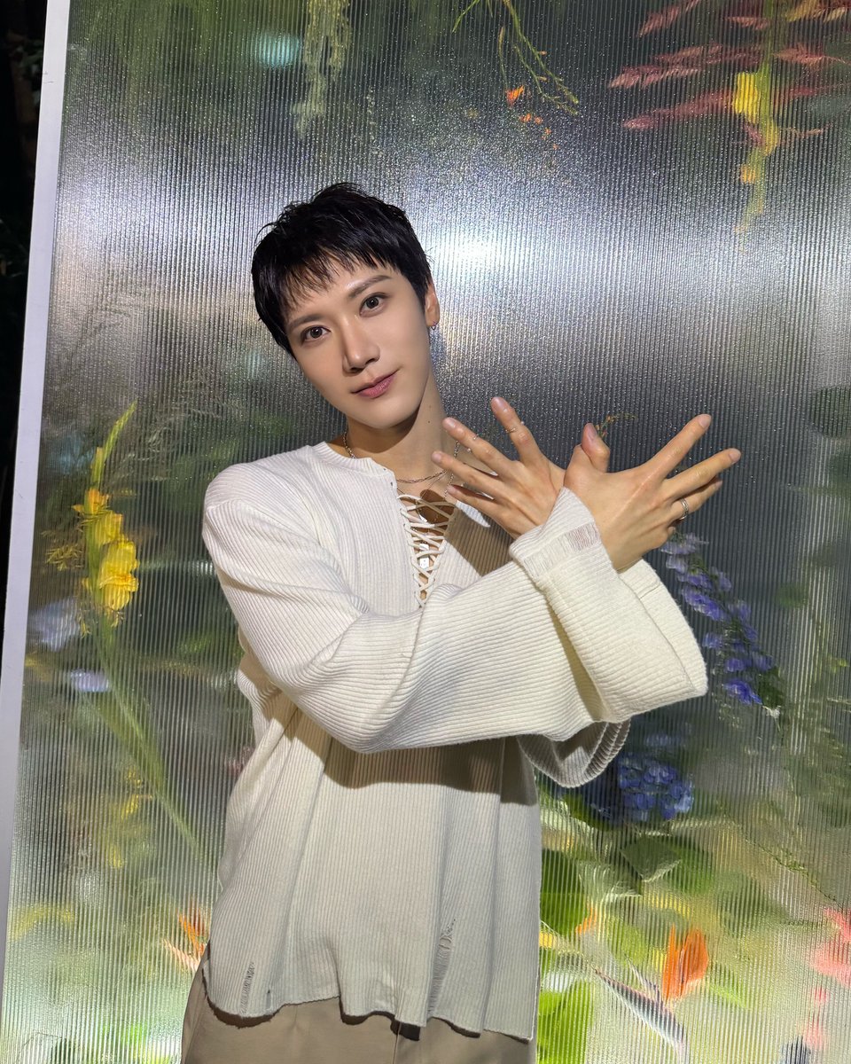 NCTsmtown's tweet image. You give me butterflies 𓂃 ࣪˖ ִֶָ𐀔

#TEN #李永钦 #텐 
#BLUEPONGTIWAT
#YouGiveMeButterflies
#NCT #WayV #威神V