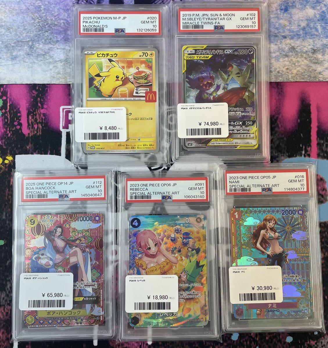 ⚡️入荷情報⚡️ カッコいいポケモンと可愛いワンピースカード入荷