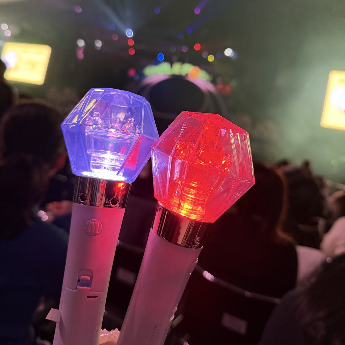 1v_maru's tweet photo. 오빵이 또 만나러 옴 🤍❤️🍼 https://t.co/sd6iMsnT3T