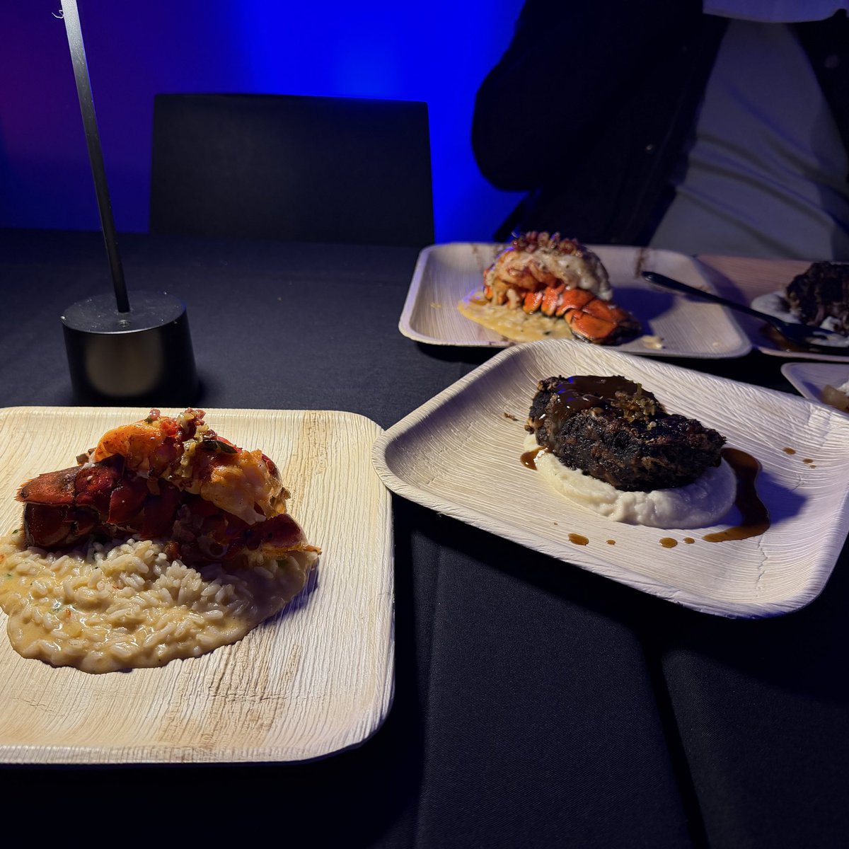 Eric Jiang tweet media