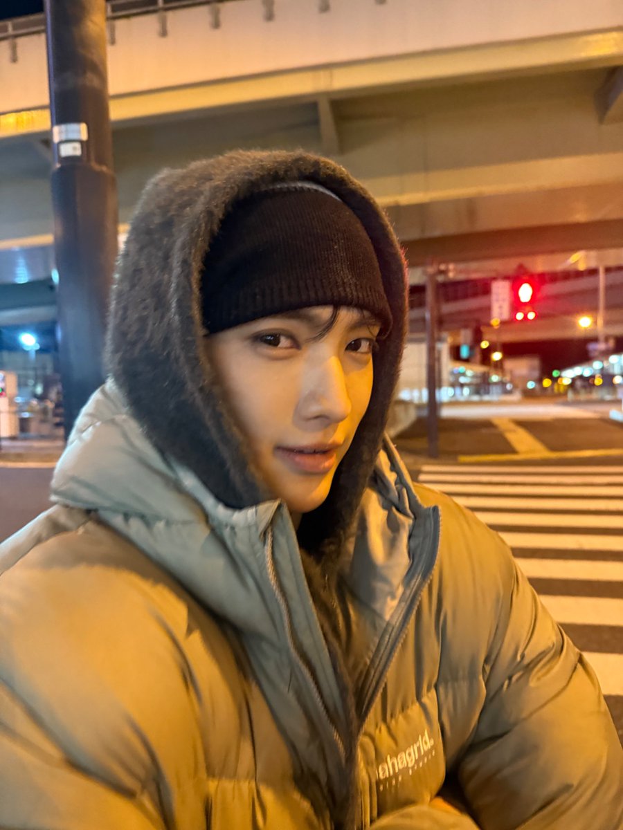 temchida's tweet image. 쌍커풀 플러팅(ㅇㅈㄹㅋㅋ)보고 소리지름