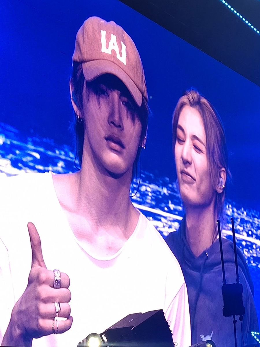 rowkqejr250's tweet image. 전광판에 이렇게.. 찍힘