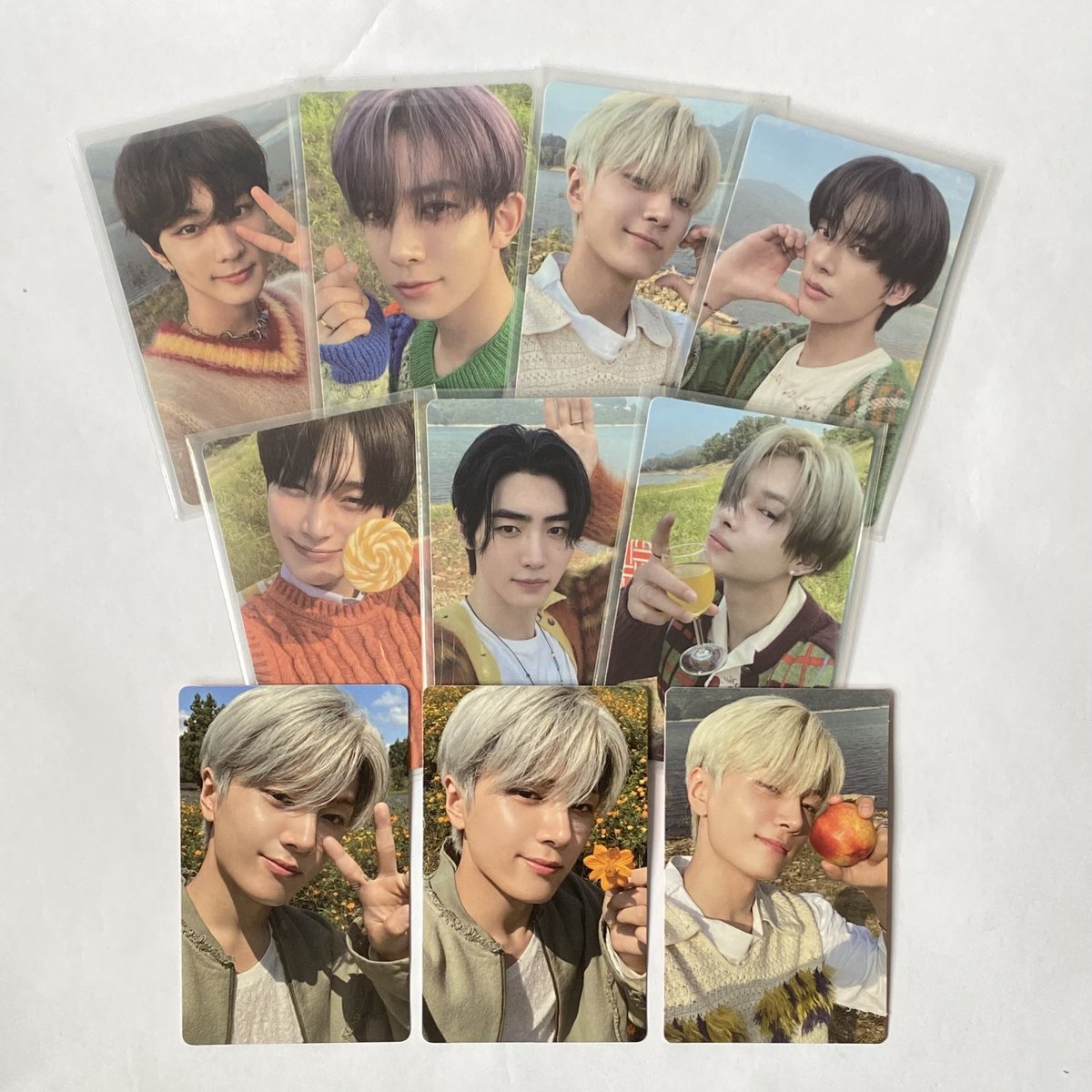 ihkoll's tweet photo. wts lfb enhypen jay  .☘︎ ݁˖

⤷  ₱249 set
⤷  payo | 3 days dop

t. enhypen jay orange blood ksana kalpa weverse engene ver. wtb lfs wtt https://t.co/Ixc4l0Zxwu