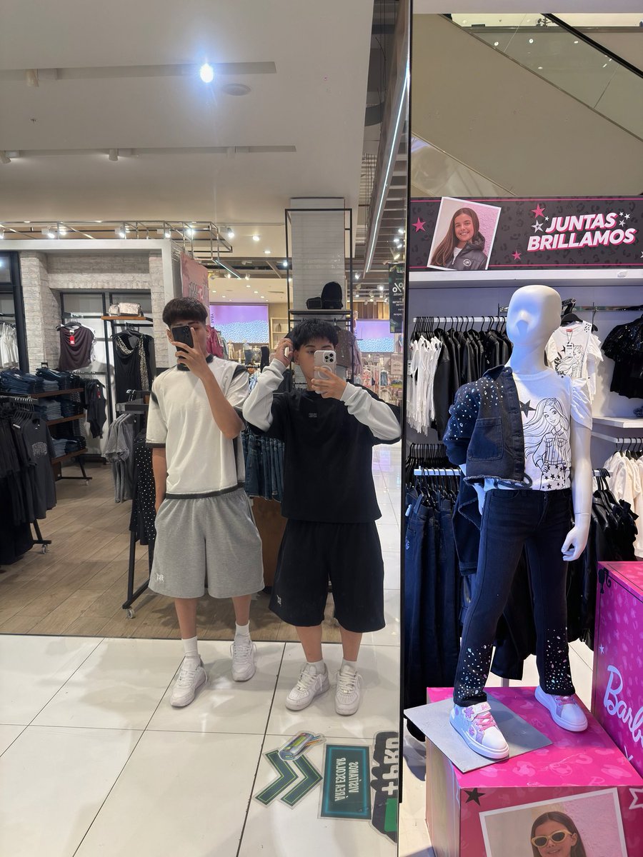 MaskedBoys tweet media