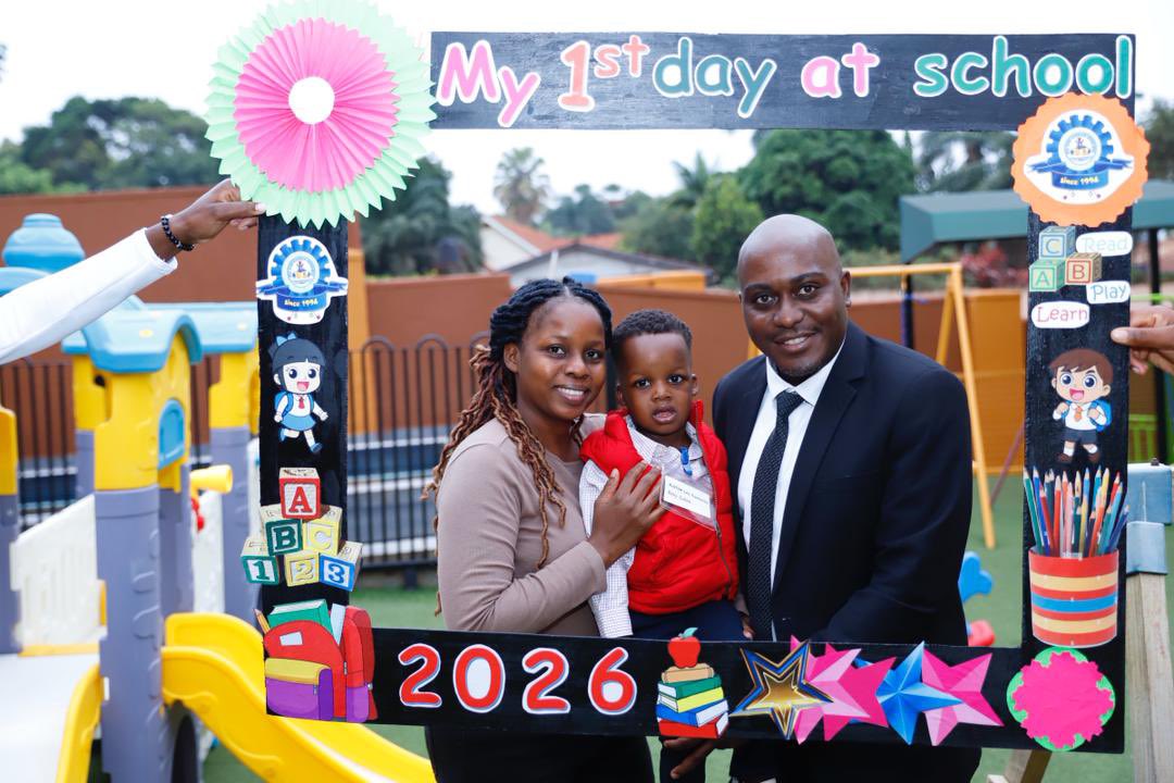 Little Cranes tweet media