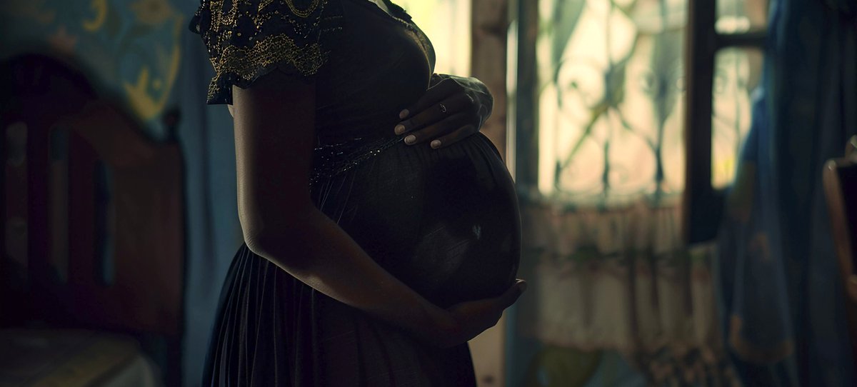 Reachoutmbuya's tweet photo. Young mothers are at higher risk of pregnancy complications such as anemia, infections, premature birth & low birth weight. Early enrollment, regular antenatal care, screening tests & ultrasound monitoring help detect and manage risks early, saving both mother & baby.
#MCCProject https://t.co/a9uymxtNpl