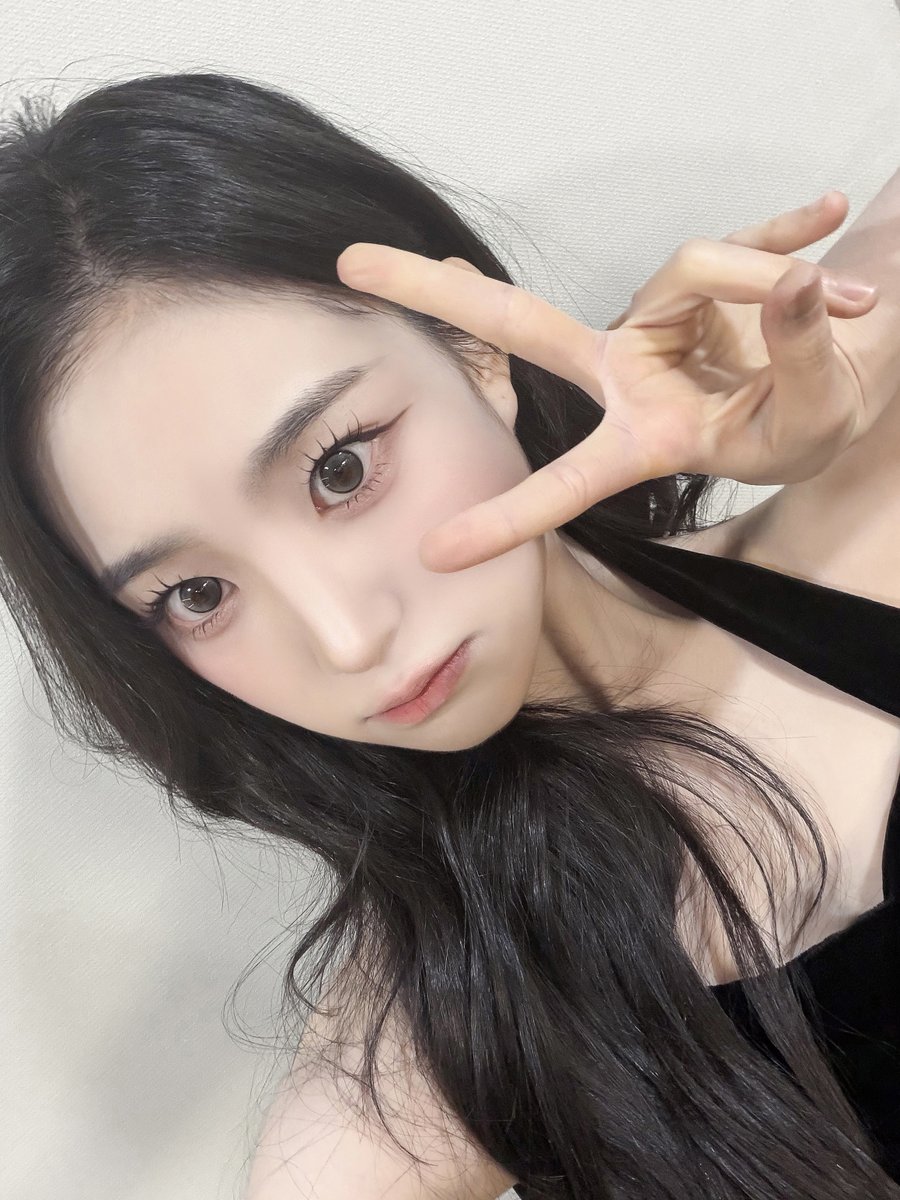 triplescosmos's tweet image. 청순함의 인간화🤍 WAV만의 백조🦢 지연의 생일을 축하합니다🥳👏 지연의 예쁜 미소로 가득한 하루하루가 되기를🧡

Happy Birthday to Jiyeon🥳👏, the embodiment of pure innocence🤍 and WAV’s swan🦢 Wishing JiYeon's days full of her lovely smile🧡

清纯的化身🤍 专属于WAV的白天鹅🦢…