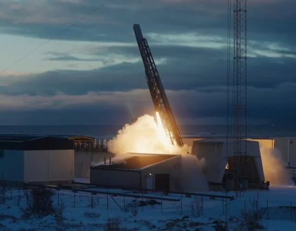 🇩🇪 🇬🇧Niemiecko-brytyjski startup Hypersonica ogłosił 10 lutego 2026 roku udany pierwszy test hipersonicznego prototypu pocisku HS1. 
Test przeprowadzono 3 lutego na poligonie Andøya Space w północnej Norwegii.

Prototyp osiągnął prędkość powyżej Mach 6 (ponad 7400 km/h).
To