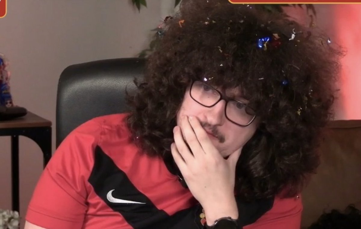 KELLY 📍 tweet media