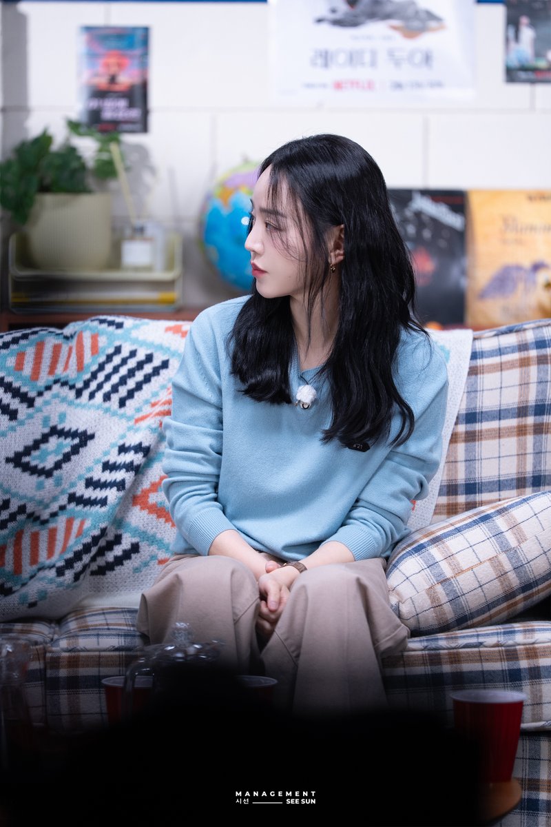 [#신혜선]

'신혜선' 보러 온 건데🥰

2월 12일 목요일 저녁 6시 <홍보하러 온 건 맞는데>에서 만나요!🙌🏻

#ShinHaeSun
#레이디두아 #사라킴 #TheArtofSarah