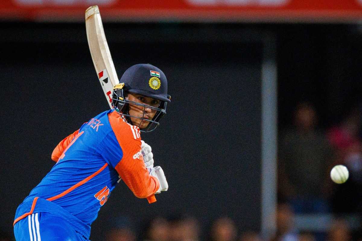 #T20WORLDCUP
As per report in Dainik Jagaran from Abhishek Tripathi Abhishek Sharma ❤️ is hospitalized due to illness and most likely to miss the match against Namibia and Sanju Samson will open with Ishan Kishan.This is God send opportunity for Sanju Samson needs to cash in.