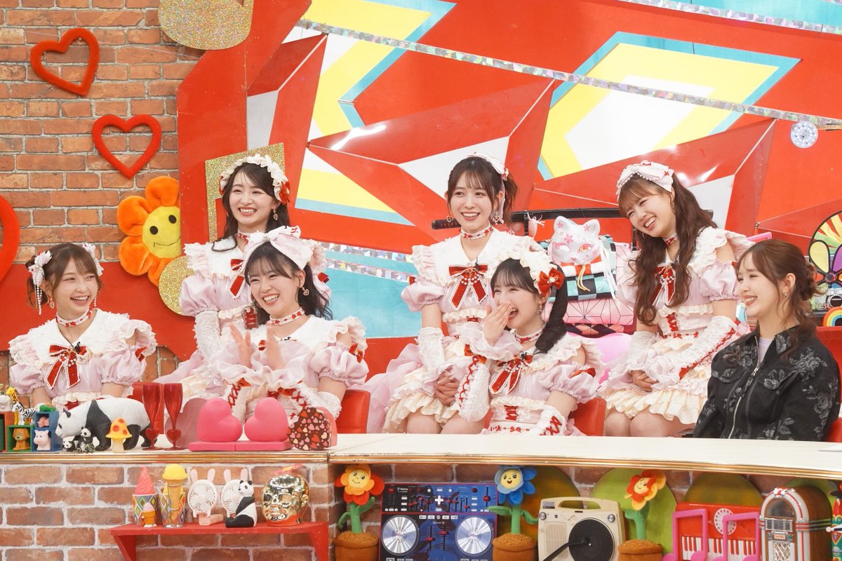 mezamashimedia's tweet photo. 本日19時～『ミュージックジェネレーション』

超ときめき♡宣伝部が全員そろって初登場！

吉川ひよりさんが
「好きバレ確定の曲」を紹介

坂井仁香さん＆杏ジュリアさんは
そろって清水翔太さんをセレクトし…

▶️https://t.co/HDhHmTpT7L

@bestsong_mg #さまぁ～ず https://t.co/YTgyLxuAbQ